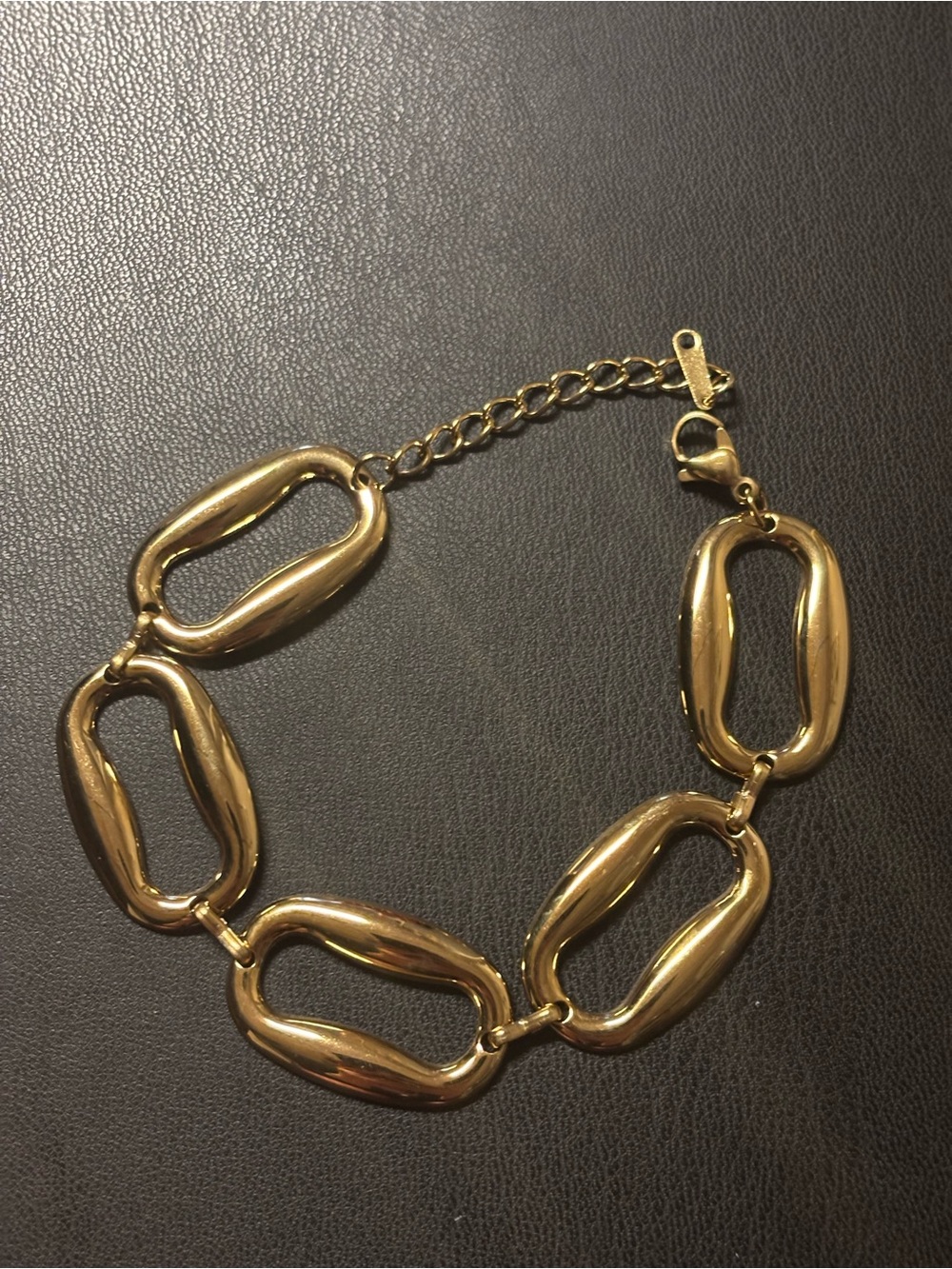 Stainless Steel Gold Plated Bold Linked Oval Bracelet